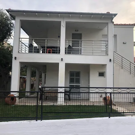 The Wave House Skala Sotiros